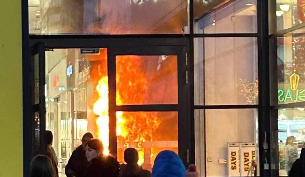 Návštěvníky ostravského Avionu v sobotu vyděsil drobný požár. Vyžádal si částečnou evakuaci