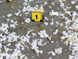 Nevídaný hyenismus. Zloděj vykradl kasičku pro nevidomé