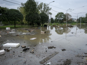 Ostrava upravila podmínky peněžité pomoci lidem zasaženým povodněmi. Nyní mohou o příspěvek žádat i chataři