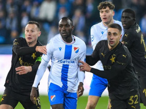 Rána pro baníkovce. Fotbalisté Slavie vyhráli v Ostravě a udrželi neporazitelnost v ligové sezoně