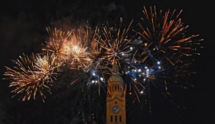 ANKETA: Prostějov se vrací k silvestrovskému ohňostroji, Olomouc pyrotechnickou show neplánuje