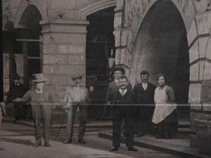 (NE)OBYČEJNÍ: Šumavský historik v Ostravě. Jak Filip Petlička mění muzeum