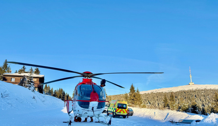 Při výšlapu na Praděd skolil padesátníka infarkt. Život mu zachránila horská služba