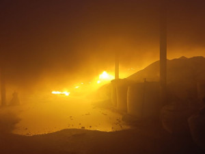 Opět hoří haly. Hasiči bojují se dvěma rozsáhlými požáry ve Frýdlantu nad Ostravicí a Horním Benešově