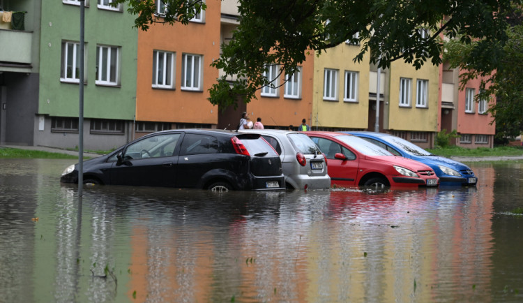 Když pomoc dorazí pozdě, už nebude koho zachraňovat, vzkazují vyplavení podnikatelé ze severu Moravy