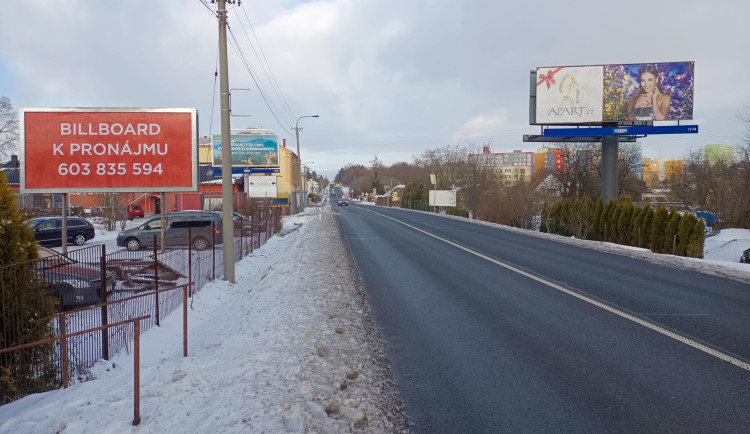 Billboardům odzvonilo. Od silnic v Moravskoslezském kraji jich loni zmizely desítky