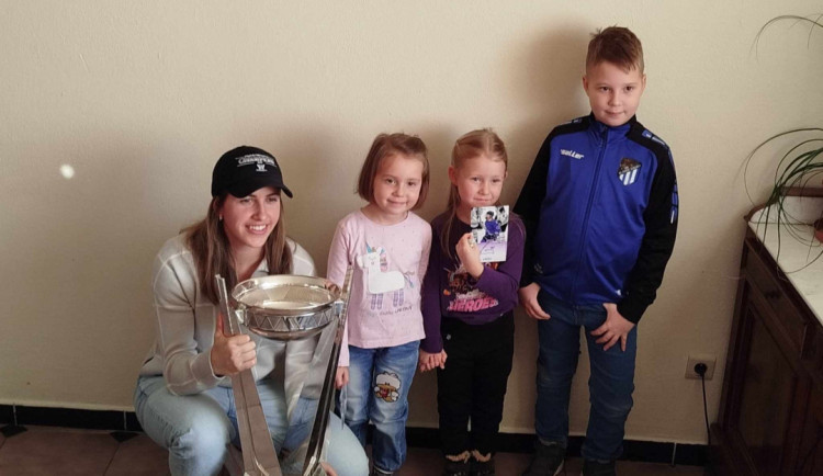 ROZHOVOR: Nemůžete vynechat ani hodinu, je to nejlepší liga na světě, říká po zisku Walter Cupu hokejistka Denisa Křížová