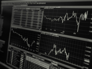 Seniorka uvěřila bitcoinovému podvodu. Přišla o své statisícové úspory