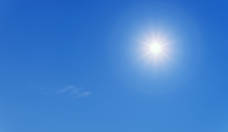 Po víkendu se v Česku prudce sníží množství ozonu. Omezte pobyt na přímém slunci, varují meteorologové