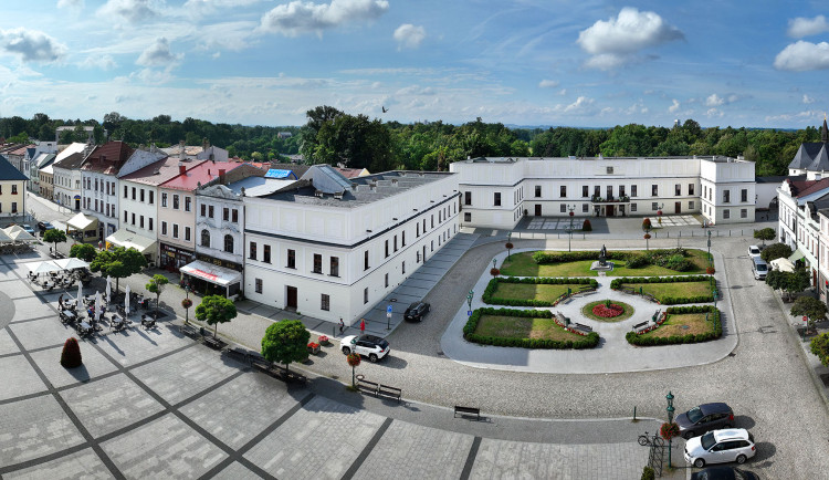 V Karviné dnes meteorologové naměřili téměř 22 stupňů, teplotní rekordy padly na naprosté většině stanic