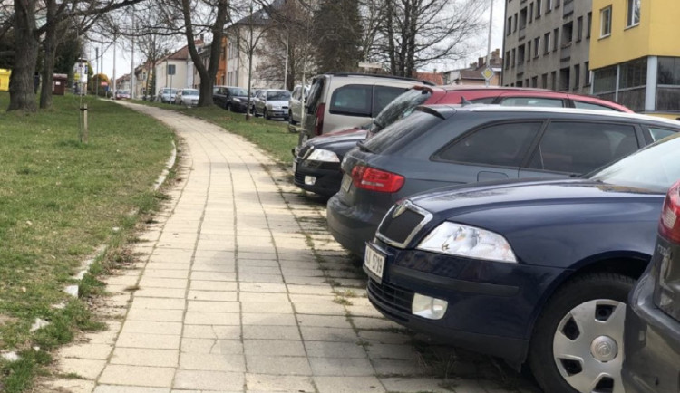 Jihlavská radnice bude vylepšovat modré zóny. Zaměří se na sídliště U Hřbitova a okolí Vrchlického