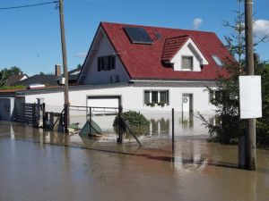 Od zářijových záplav se stále pohřešují dva muži. Za mrtvé je soud může prohlásit nejdříve za tři roky