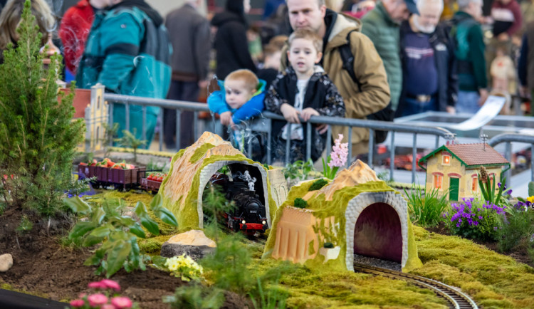 FOTOGALERIE: Vláčky v pavilonu A. Výstava For Model změnila uspořádání, o víkendu se čeká velký zájem