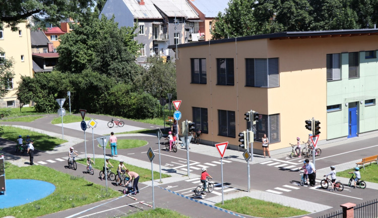 S jarem se otevírají brány dopravního hřiště v Ostravě-Přívoze. Malí cyklisti zde budou moci dovádět až do řiíjna
