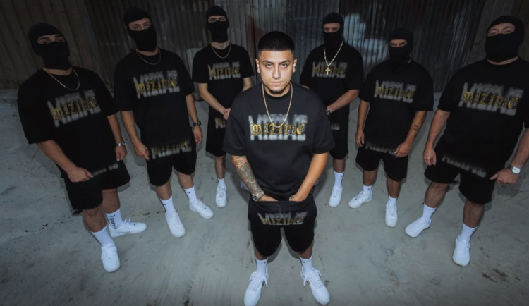 KOMENTÁŘ: Ostravský rapper Hard Rico mění zločiny v marketingový tah. Z možných deseti let v kriminále si nedělá těžkou hlavu