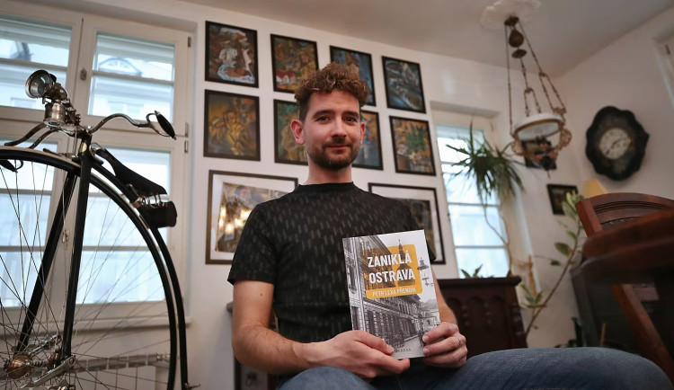 Bývalá šlechtická sídla, nevěstince i staré synagogy. Kronikář napsal knihu o zaniklých místech Ostravy