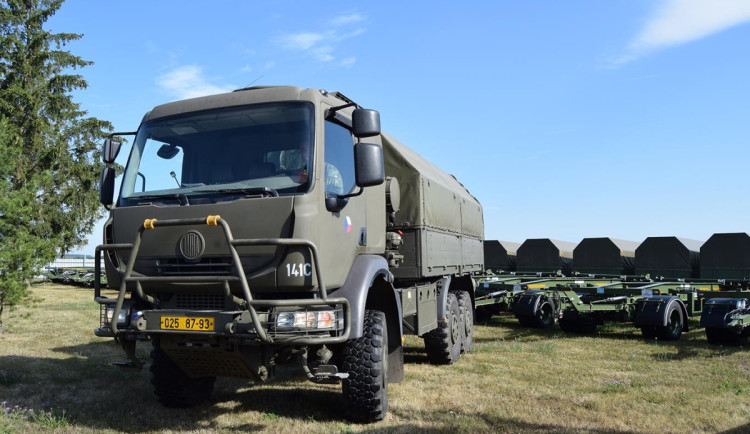 Firma ze Senice na Hané získala armádní zakázku. Panav vyrobí 160 speciálních přívěsů