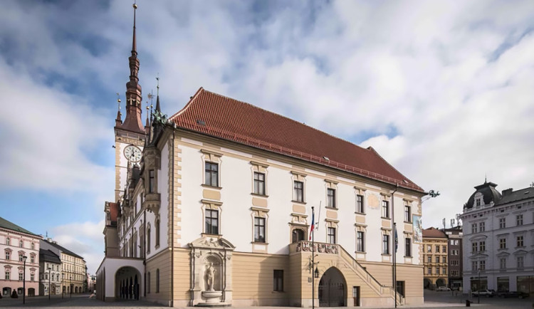 Začíná oprava historické radnice v Olomouci. Práce v šesti etapách potrvají dva roky