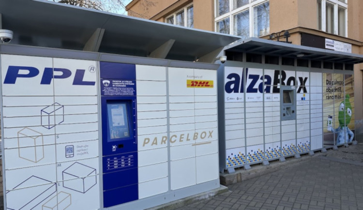 Karviná si posvítí na výdejní boxy. Od května omezí jejich umisťování