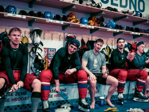 Příběh českého hokejového zlata na filmovém plátně. Snímek měl premiéru v Ostravě