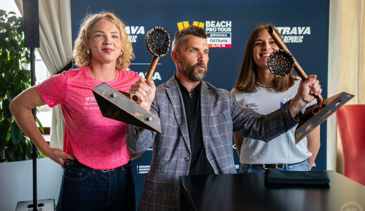 Organizátoři turnaje J&T Banka Ostrava Beach Pro představili trofeje
