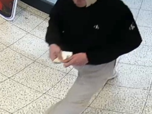 Žena kvůli kryptoměnám přišla o 400 tisíc. Policie z Nového Jičína pátrá po dvou osobách