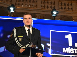 Karel Žilinský zachránil ve Větřkovicích chlapce, který vypadl z okna. Je hasičem roku