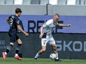 Karviná nestačila na Hradec, skupinu o umístění zahájila porážkou 0:1