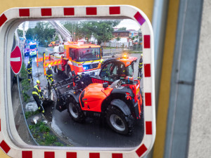 VIDEO: Ostravou se prohnal silný vítr, strhl střechu domova pro seniory