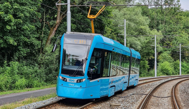 K ostravskému hlavnímu vlakovému nádraží nebudou skoro tři týdny jezdit tramvaje