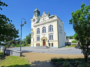 Slezská Ostrava plánuje přístavbu k radnici, kapacita historické budovy je malá