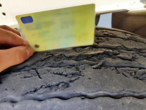 Přetížení o několik tun, nedodržení přestávek. Policisté se zaměřili na kamiony