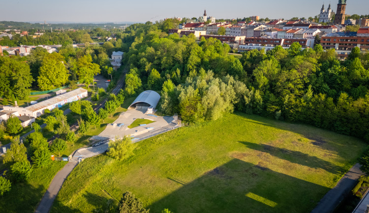 Frýdek-Místek za zhruba 18 milionů koupil pozemky v centru města