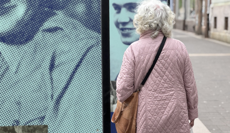 Ostravská univerzita prostřednictvím výstavy představí životickou tragédii