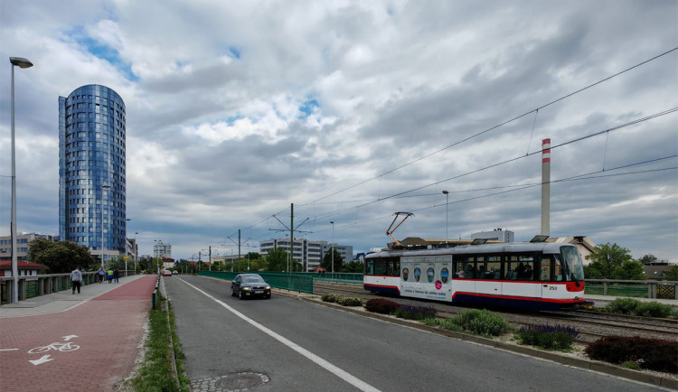 Tramvaje v Olomouci čeká třítýdenní výluka, oprava mostu přeruší provoz na třídě Kosmonautů