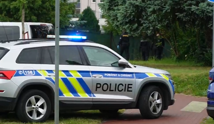 Nález mrtvého muže v Olomouci: policie pracuje i s verzí vraždy