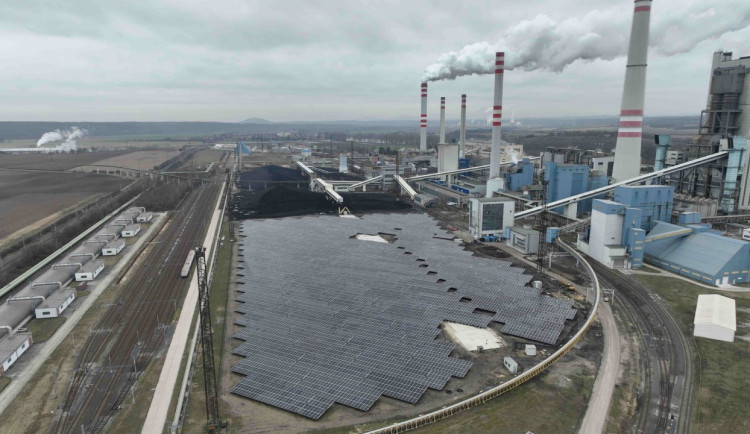 ČEZ v Mělníku buduje největší paroplynový teplárenský zdroj v Česku