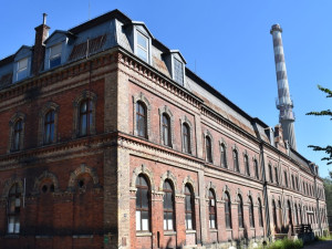 DRBNA HISTORIČKA: Made in Frýdek-Místek. Tečku za textilním centrem napsala sebevražda