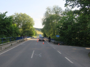 U Dolního Benešova se střetl cyklista s autem. Policie hledá svědky