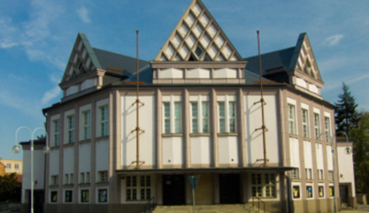 Krnovské divadlo ruší sezonu, vstupenky lze vrátit, nebo darovat na opravy. Foto: Se svolením MIKS Krnov