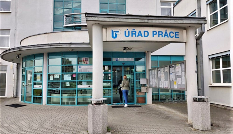 Nezaměstnanost v Moravskoslezském kraji zůstala v květnu na šesti procentech