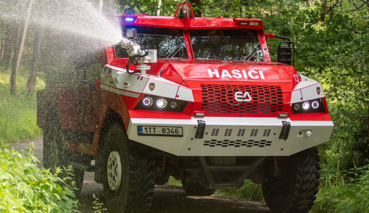Exploze náklaďáku s výbušninami se stala tématem pro náročné cvičení hasičů