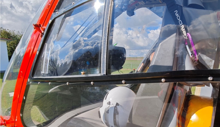 Při nehodě na dálnici D48 se zranily čtyři ženy, jedna musela letecky do nemocnice. Foto: Se svolením Zdravotnické záchranné služby Moravskoslezského kraje