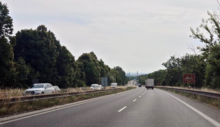 Z Olomouce na Mohelnici po D35 v novém. Změna příjezdu k dálnici část řidičů zaskočila