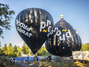 Obrácený balón Proud nad Beats for Love nad Ostravou