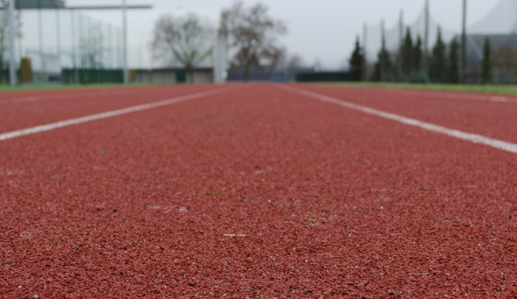 V Kopřivnici se přes léto budou postupně renovovat povrchy čtyř sportovišť
