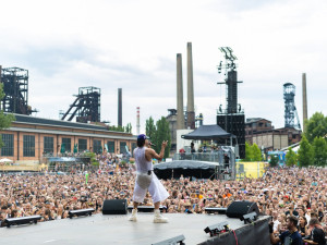 Na festival Colours od Ostrava dohlíží také policisté. Někteří tam jsou v civilu
