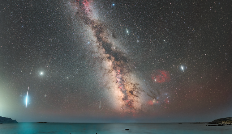 Astronom zachytil spolu s kolegy unikátní snímek meteorického roje Kappa-Cygnid