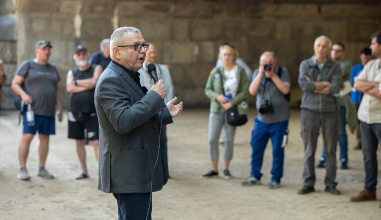 Zaorálek čelí kritice v Ostravě, SOCDEM ho vyzývá k přestupu do jiné organizace