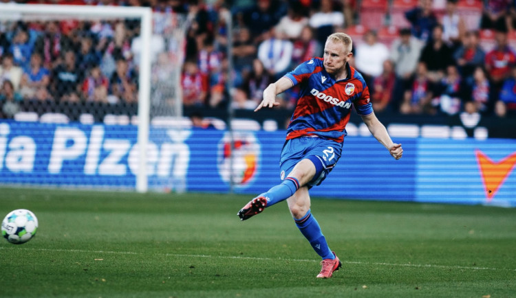 Viktoriáni dostali čas na odpočinek před úterním duelem s Glasgow. Utkání s Boleslaví se odložilo